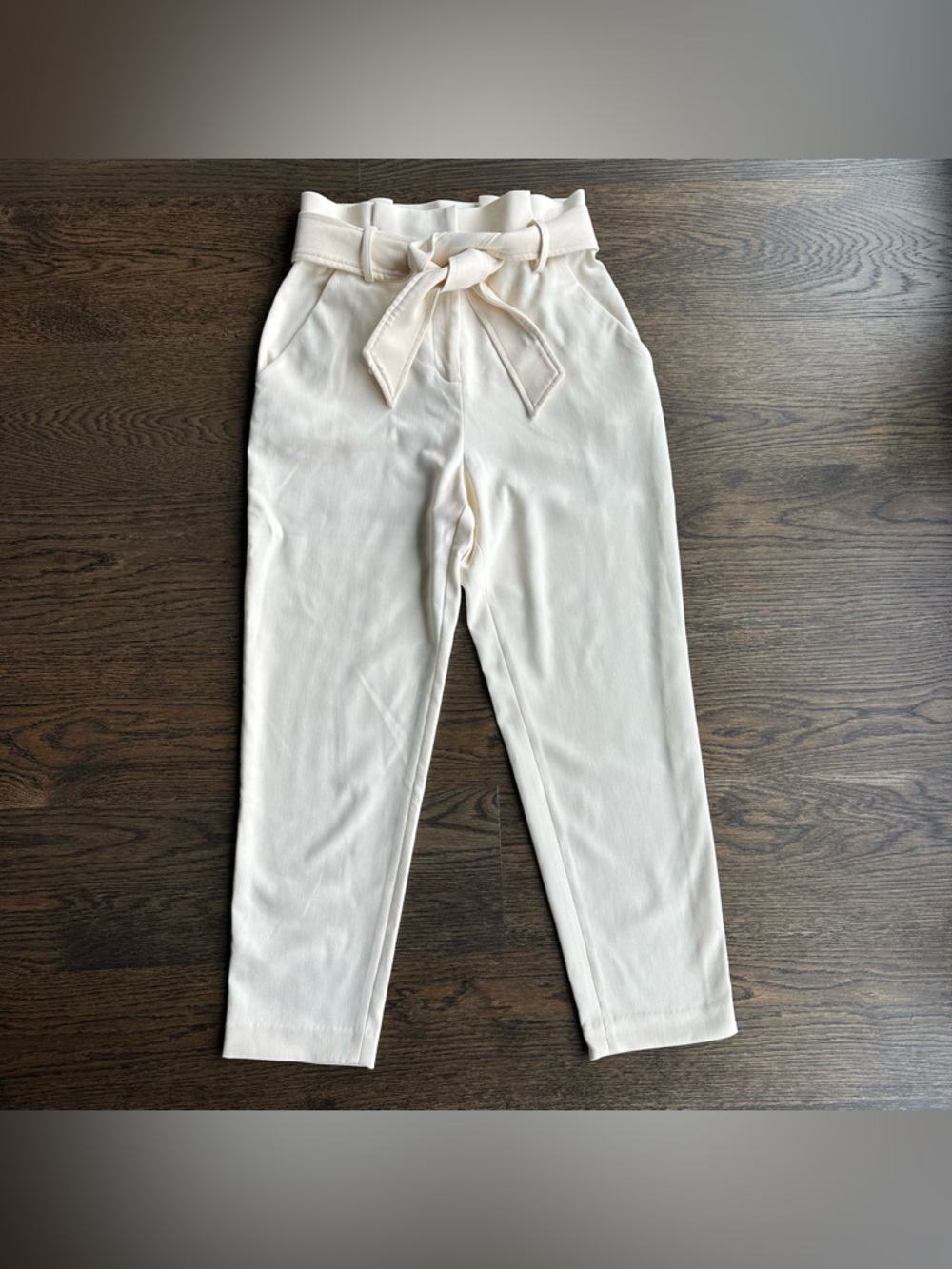 Veronica Beard Setti Belted Paperbag Pants - Ecru - NWOT - Size 4